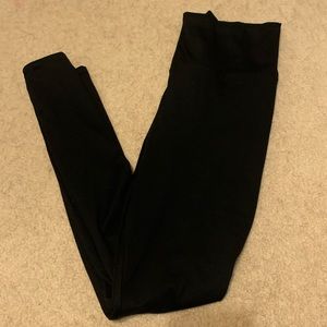 Closet Closing 3/31 VS leggings